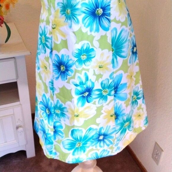 Pierre Cardin Floral Dress - Picture 3 of 8